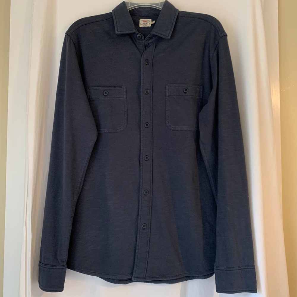 Faherty blue 100% organic cotton knit button down shirt